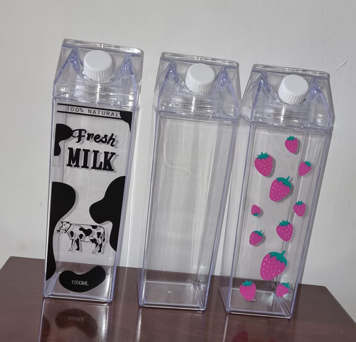 1L acrylic fridge bottle with tight duo lid